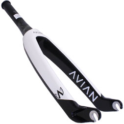 AVIAN 'VERSUS' CARBON TAPERED FORK 10mm