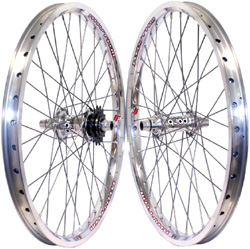 CRUPI RHYTHM 'QUAD' PRO Wheel Set SILVER